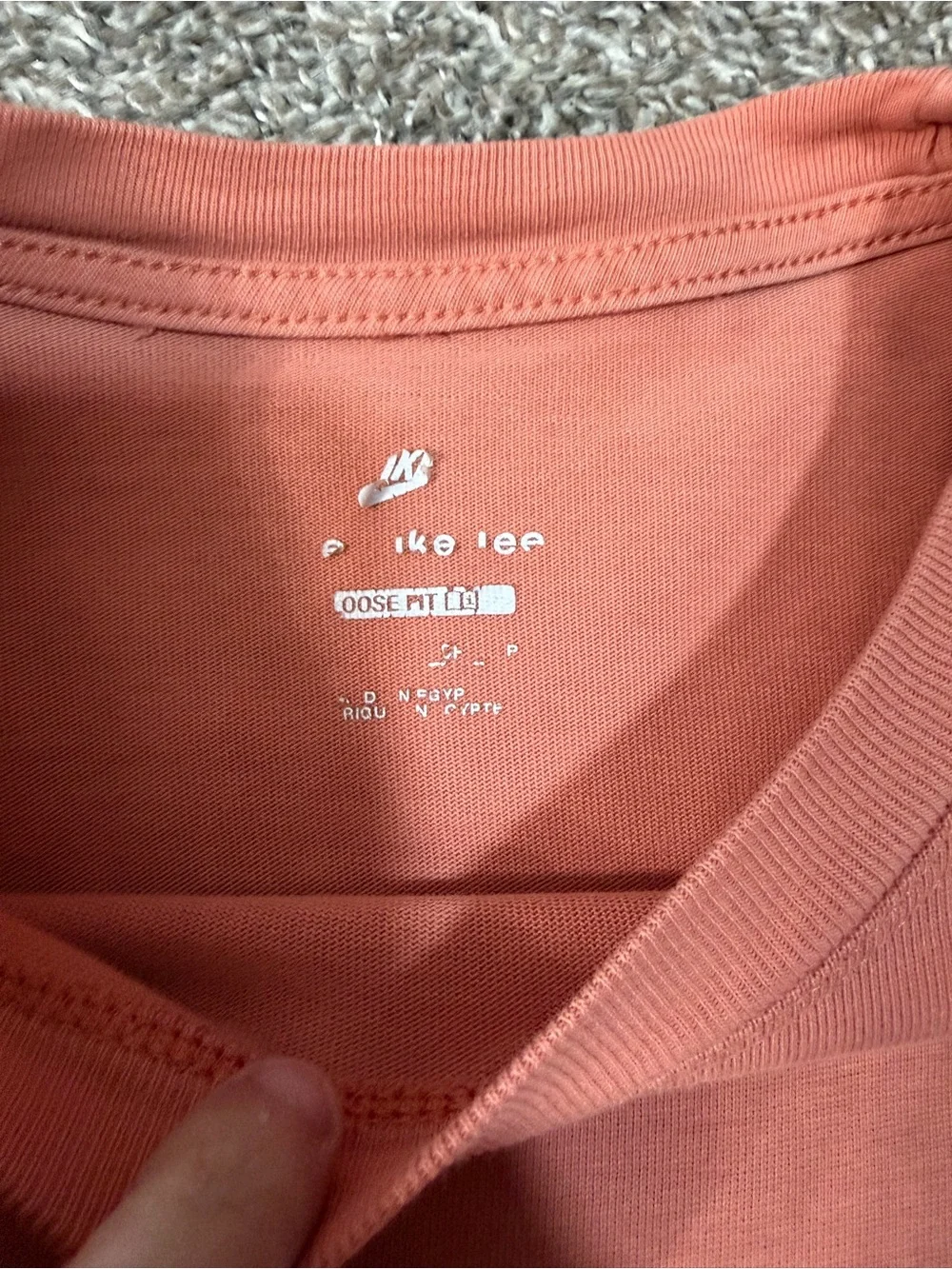 Nike Women's Coral-Orange Short Sleeve Crop Tee size small